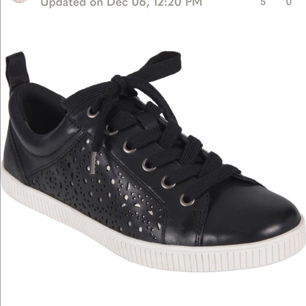 Earth Tangor Leather Sneaker Size 7.5